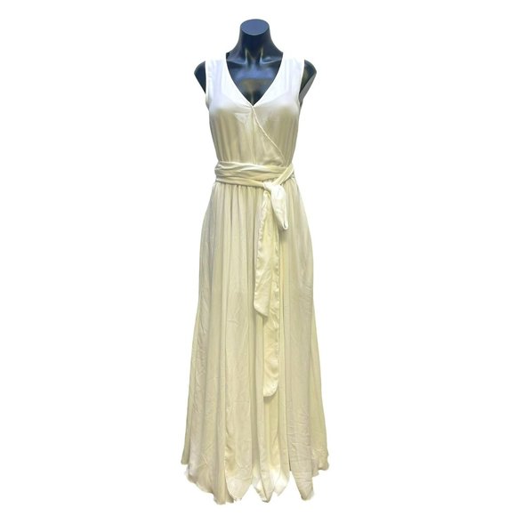 Vici Dresses & Skirts - Vici White Chiffon Maxi Dress with Tie Belt Size Medium